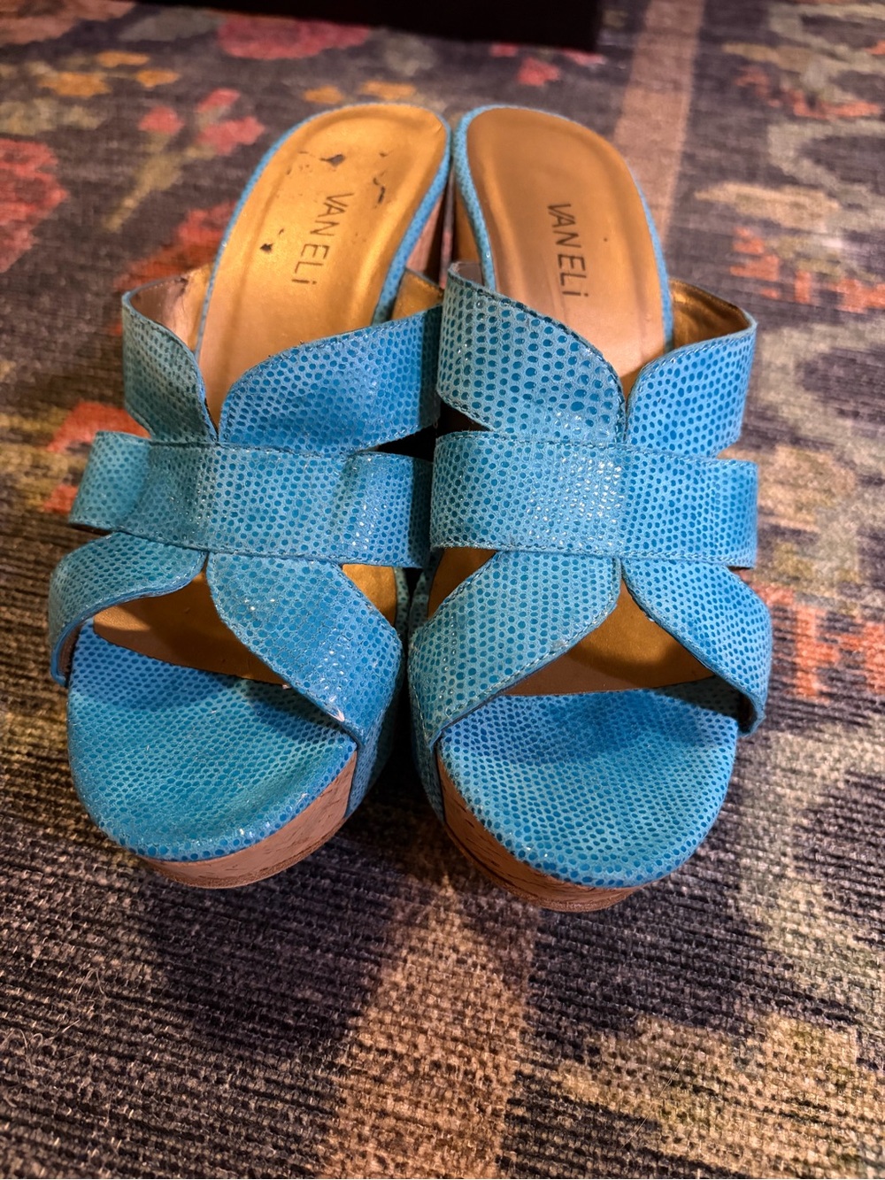 Vintage Y2K Vaneli Blue Heels Size 8.5